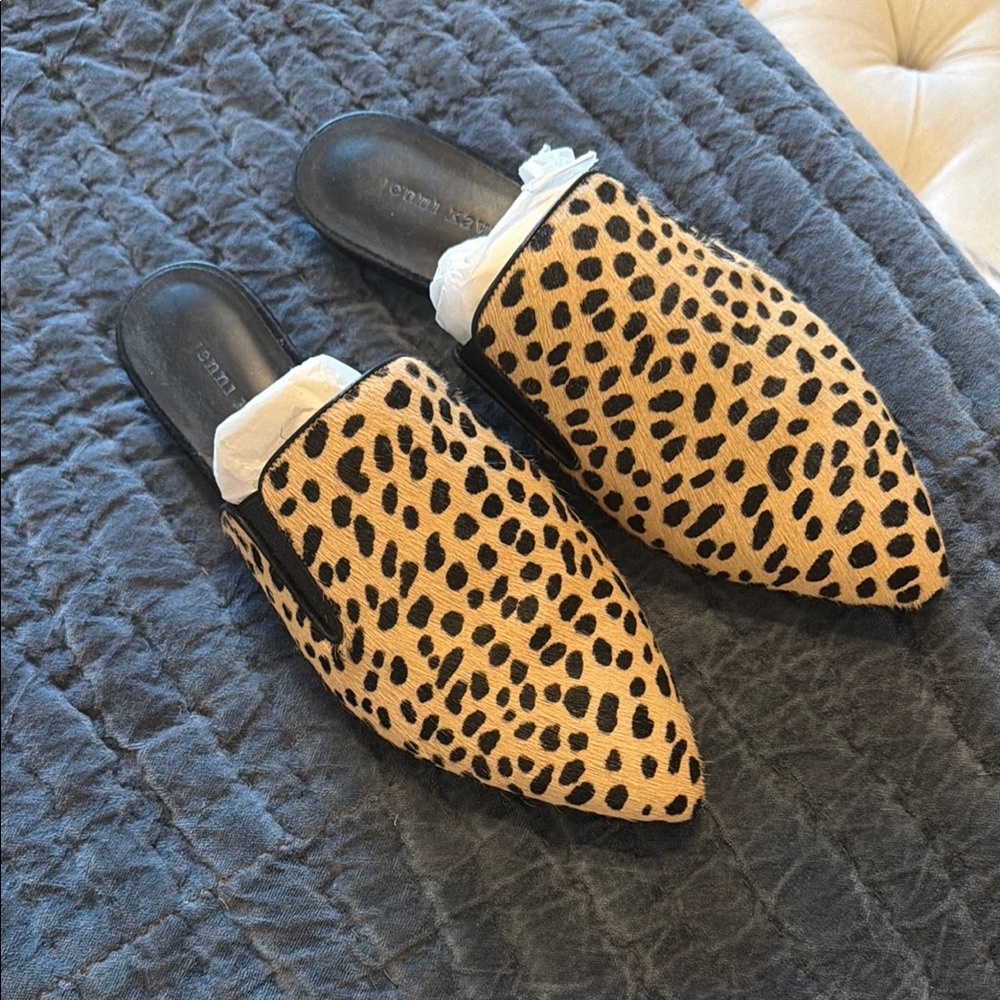 Jenni Kayne Leopard Print Pointed-Toe Mules in Tan and Black